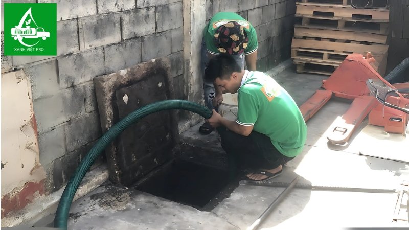 Hút hầm cầu là như thế nào?