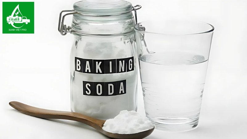 Khử mùi hôi cống bằng baking soda với giấm