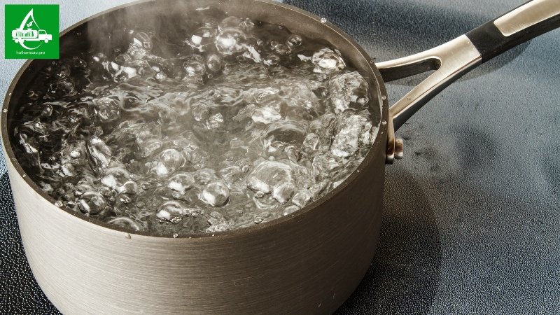 Tuyệt đối không nên dùng nước sôi